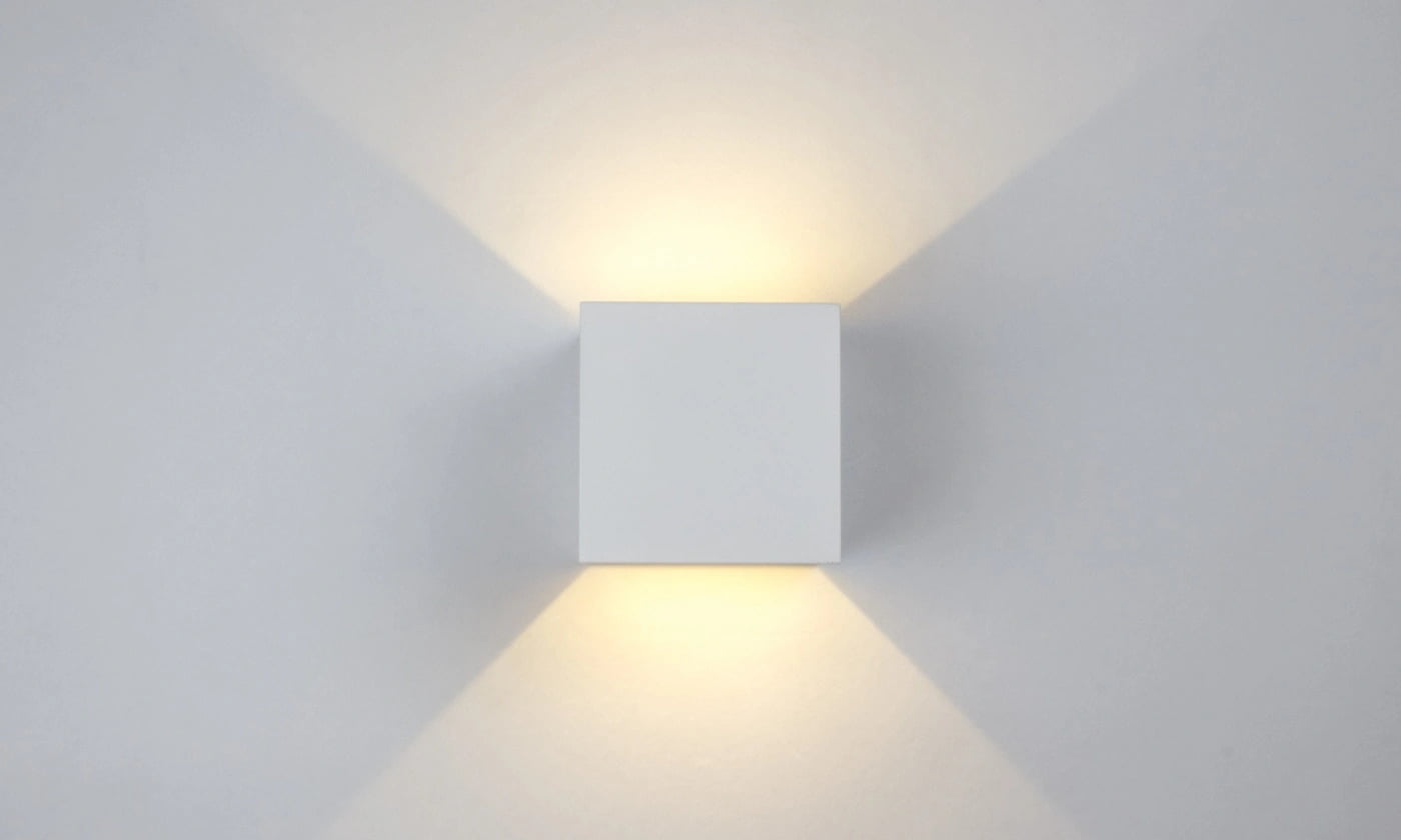 wall mounted lights category from LUNA lighting